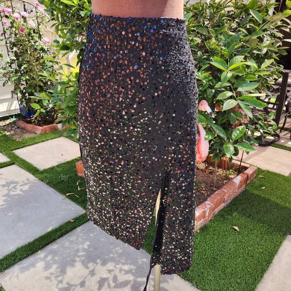 Elliatt Sequin Skirt
